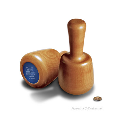 Fort Maillet ma&ccedil;onnique acacia personnalisable bleu