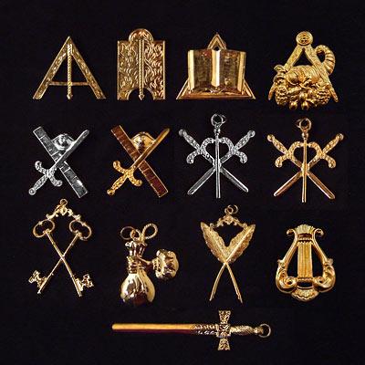  Ensemble de 13 Bijoux d'Officiers Rite Français Traditionnel